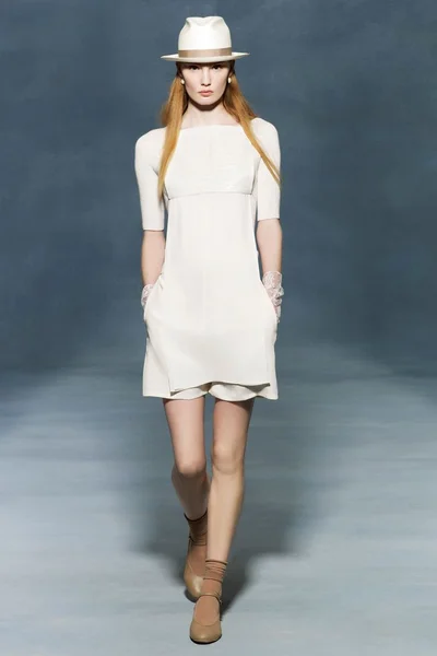 Look 4